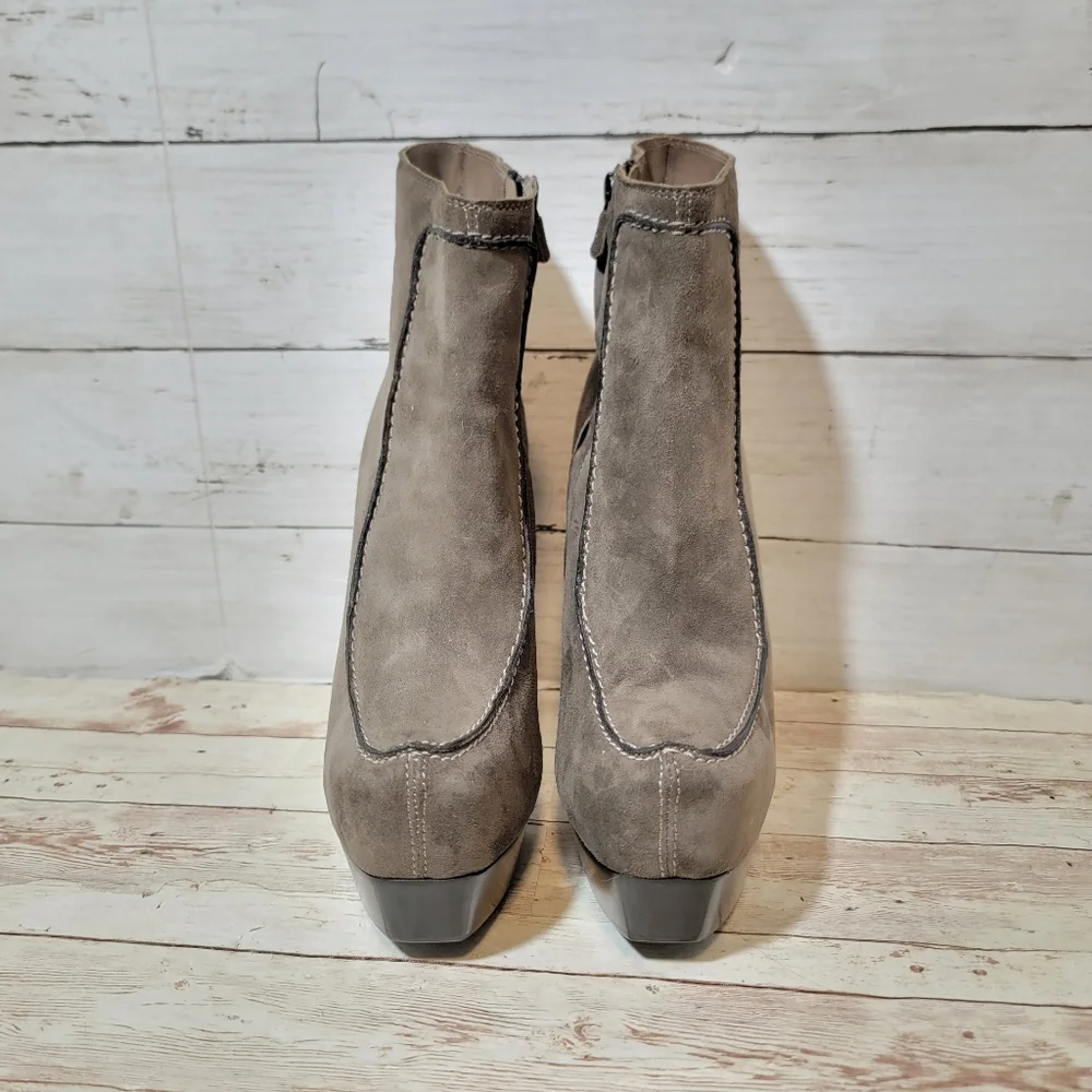 Costume National platform boots in grey suede - Picture 7 of 12